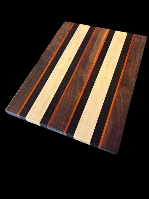 Snijplank, handgemaakt, esdoorn, wenge, noten en padoek, 30 X 40 X 3 cm - Afbeelding 2