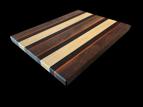 Snijplank, handgemaakt, esdoorn, wenge, noten en padoek, 30 X 40 X 3 cm