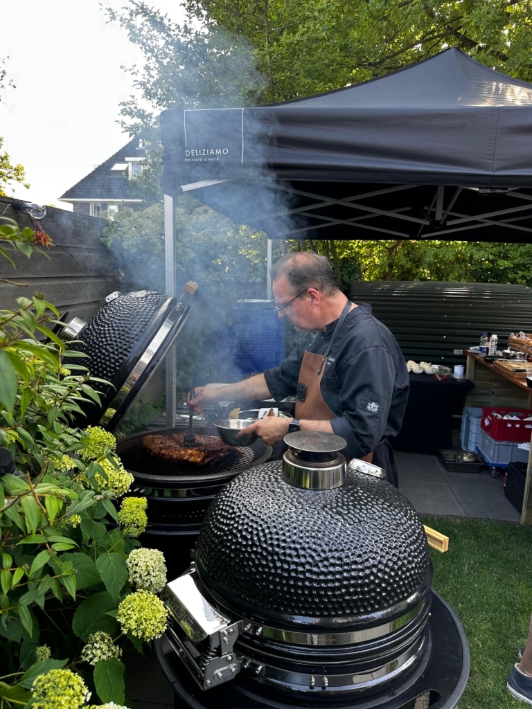 BBQ evenement in de tuin